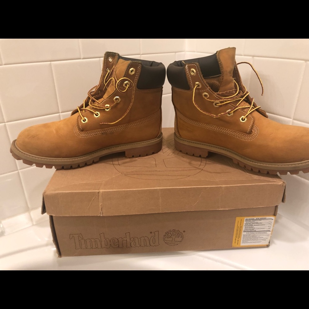 Used Timberland Boot - Picture 3 of 5